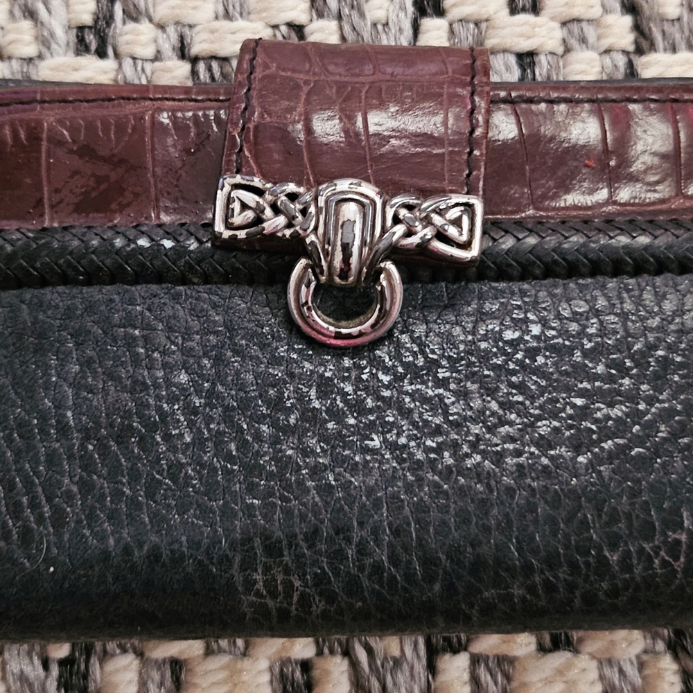 Vintage Brighton Brown Leather Wallet Croc Embossed Bi-Fold